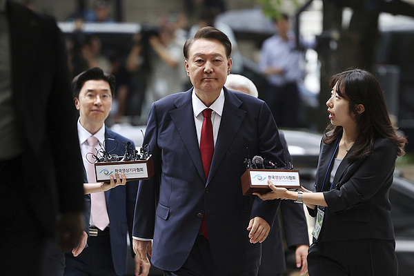 双悦网 涉嫌滥用职权，韩国前总统尹锡悦将于26日出席公审
